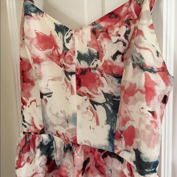 Guess Floral Peplum Cami - Picture 3 of 5